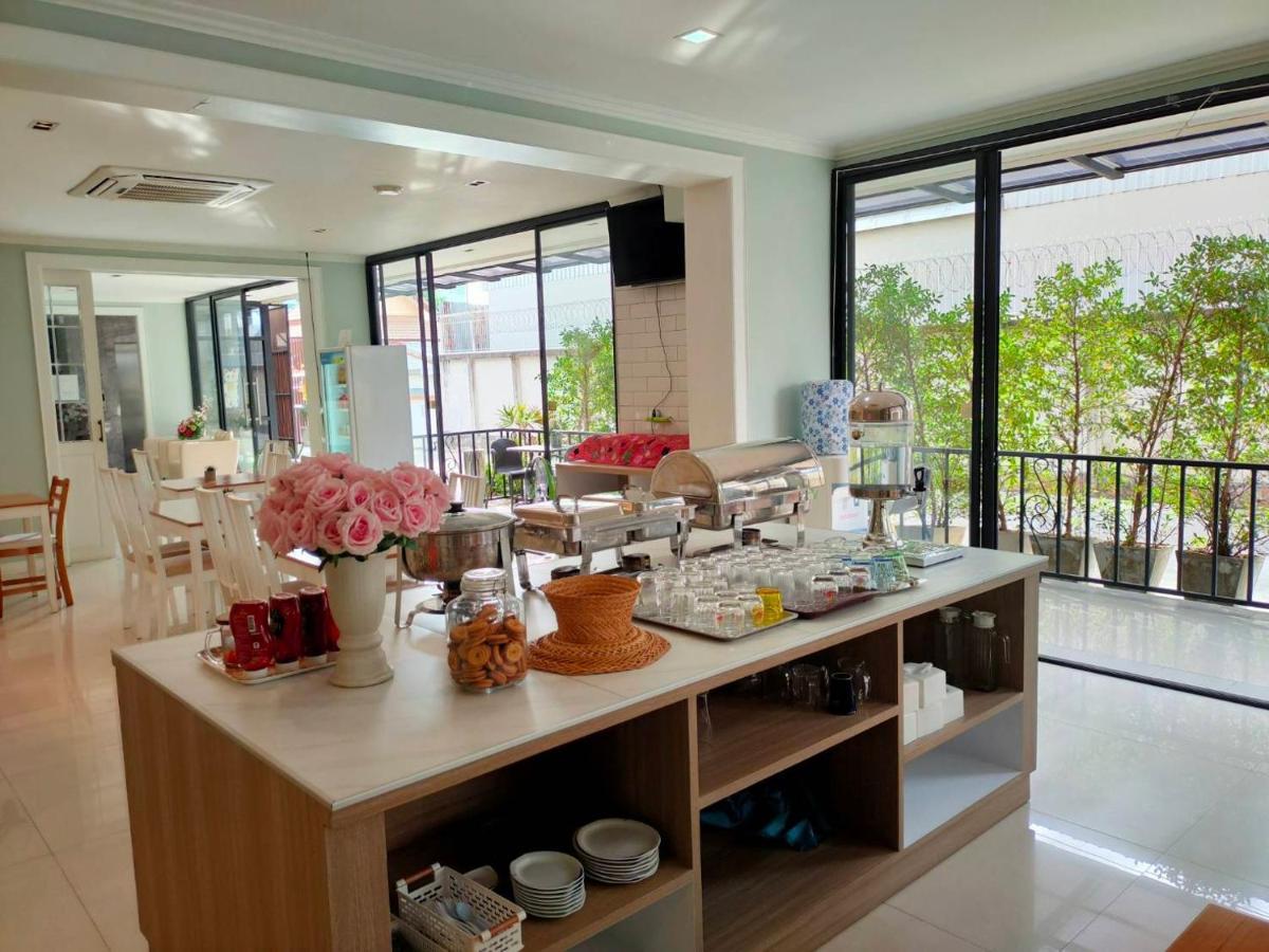 168 Studio Hotel Ubon Ratchathani Dış mekan fotoğraf