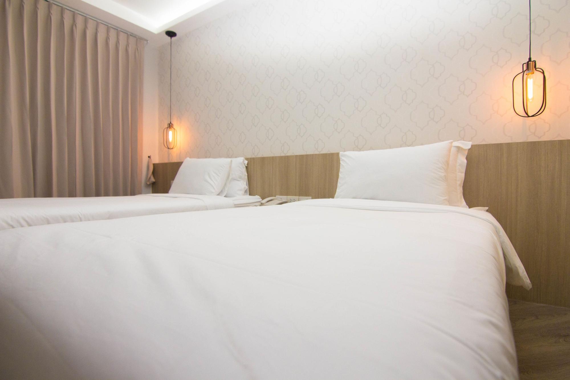 168 Studio Hotel Ubon Ratchathani Dış mekan fotoğraf