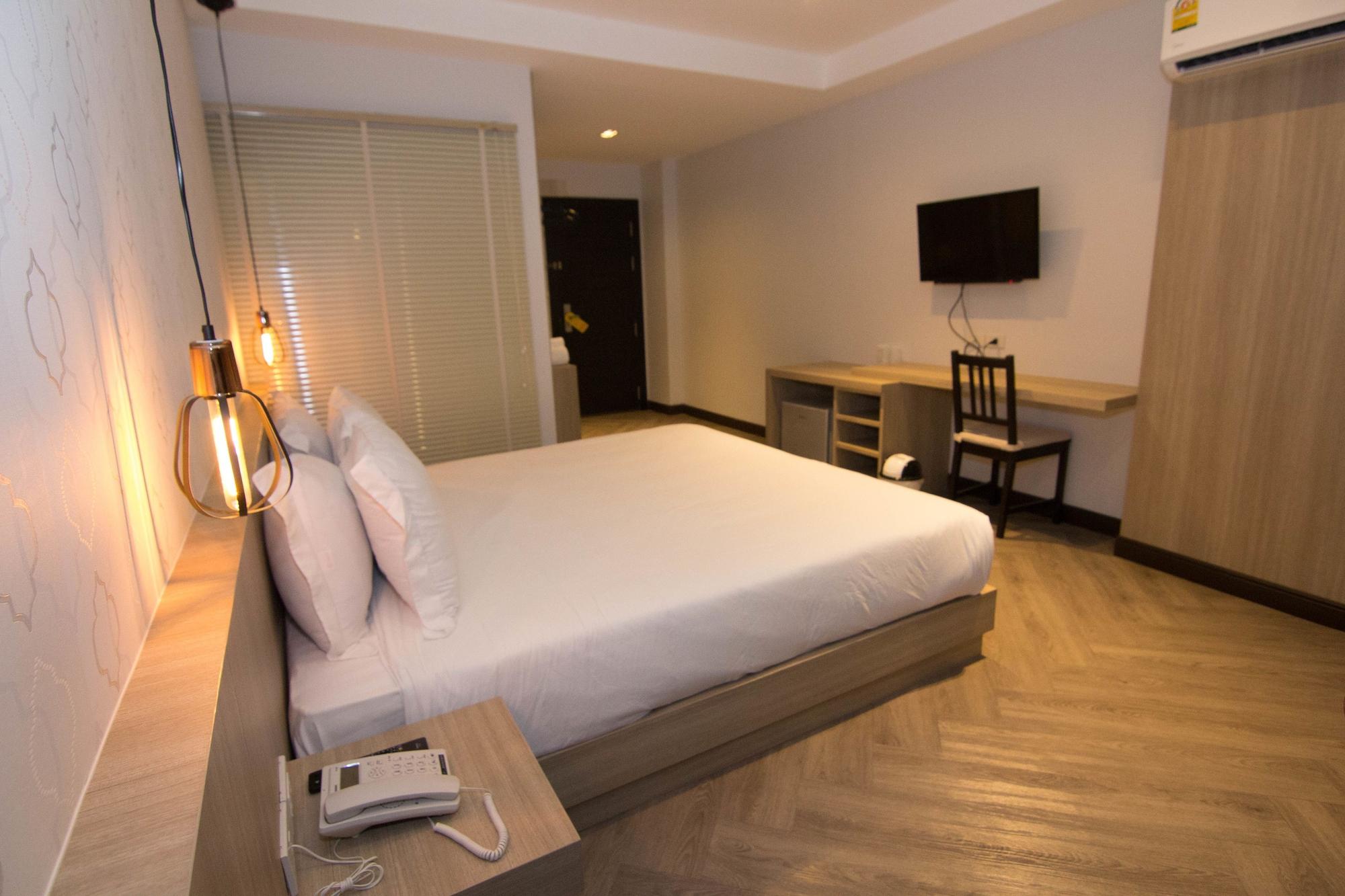 168 Studio Hotel Ubon Ratchathani Dış mekan fotoğraf