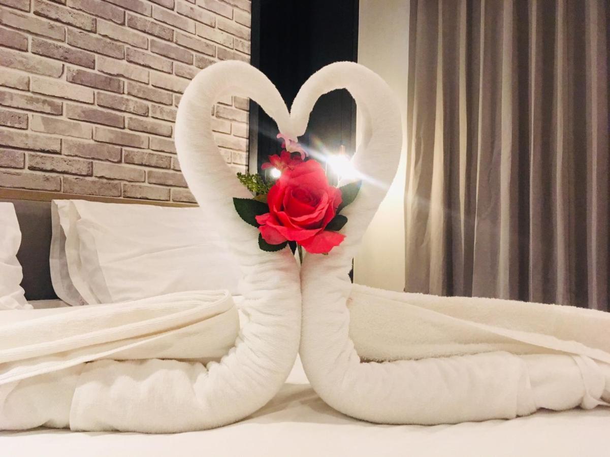 168 Studio Hotel Ubon Ratchathani Dış mekan fotoğraf